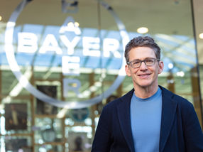 Bayer confirms 2025 Group outlook, progresses on strategic priorities